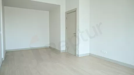 Продаётся 5-комнатная, 247 м², на 16-м этаже, район Бахчешехир, эконом-класс