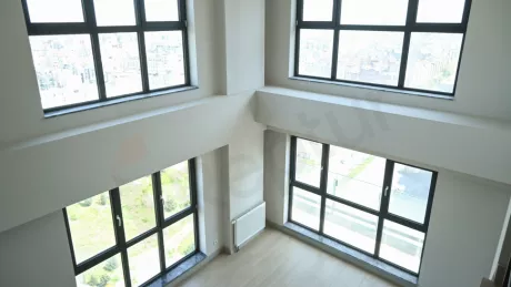 Продаётся 5-комнатная, 247 м², на 16-м этаже, район Бахчешехир, эконом-класс