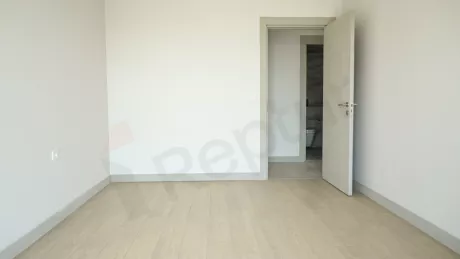 Продаётся 6-комнатная, 283 м², на 16-м этаже, район Бахчешехир, эконом-класс