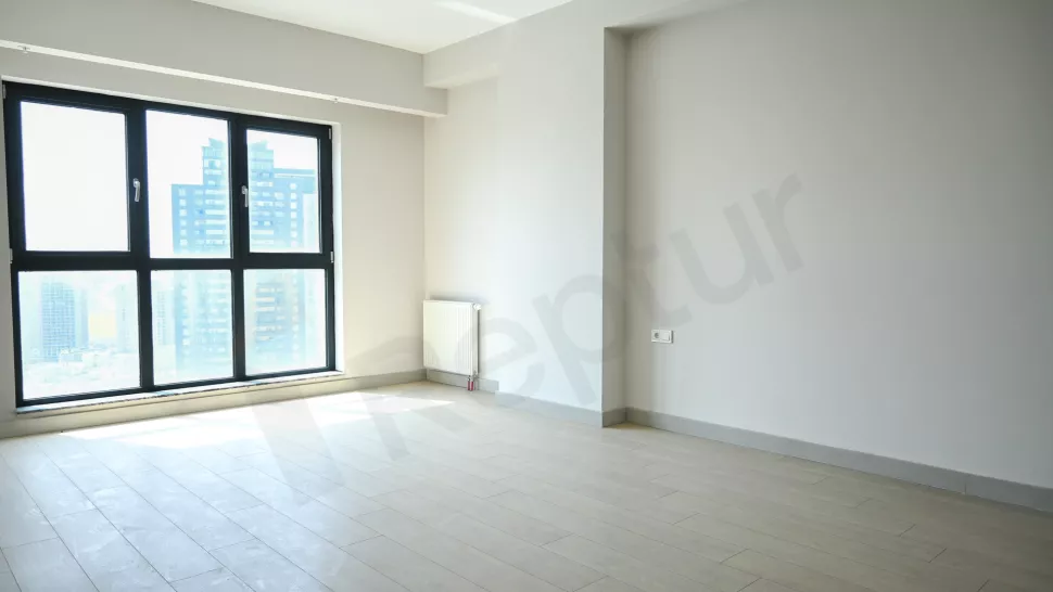 Продаётся 6-комнатная, 283 м², на 16-м этаже, район Бахчешехир, эконом-класс