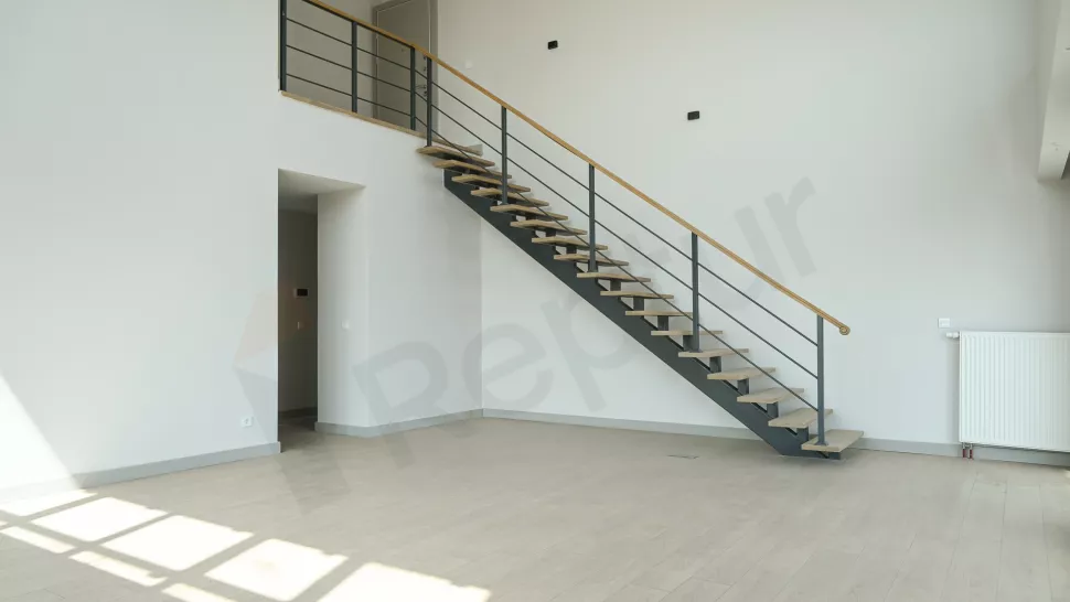 Продаётся 6-комнатная, 283 м², на 16-м этаже, район Бахчешехир, эконом-класс