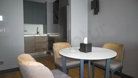 Продаётся эксклюзивная 2-ком. кв., 100 м², на 31-м этаже при отеле