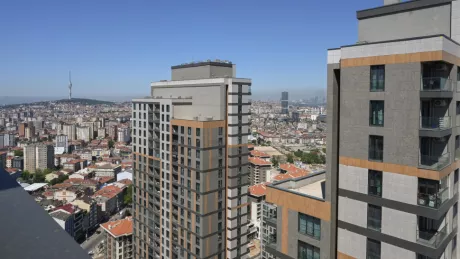Продаётся пентхаус площадью 361 м² с огромной террасой на 32-м этаже – панорамный вид на город