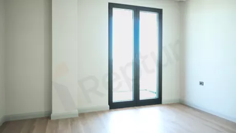 Продаётся пентхаус площадью 361 м² с огромной террасой на 32-м этаже – панорамный вид на город