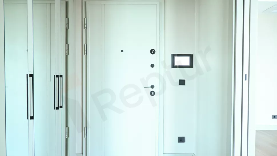 Продаётся пентхаус площадью 361 м² с огромной террасой на 32-м этаже – панорамный вид на город