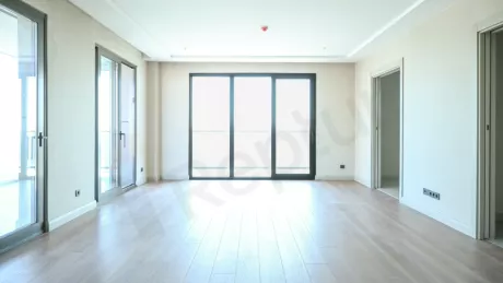 Продаётся пентхаус площадью 361 м² с огромной террасой на 32-м этаже – панорамный вид на город