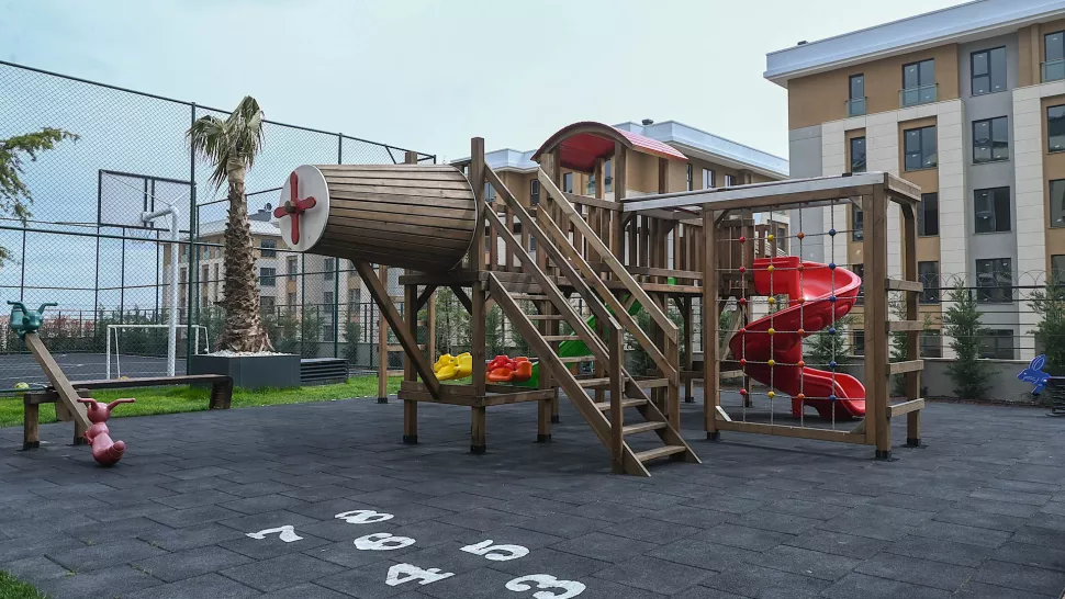 Просторная 5-комнатная квартира 247 м² от застройщика – новостройка в районе Бейликдюзю