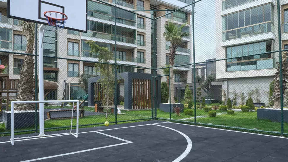 Просторная 5-комнатная квартира 247 м² от застройщика – новостройка в районе Бейликдюзю