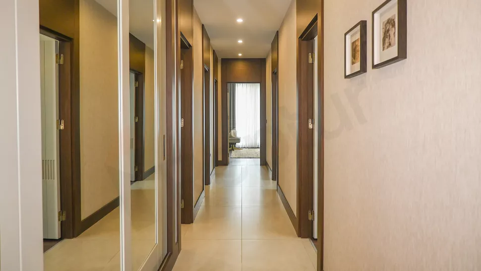 Просторная 5-комнатная квартира 247 м² от застройщика – новостройка в районе Бейликдюзю