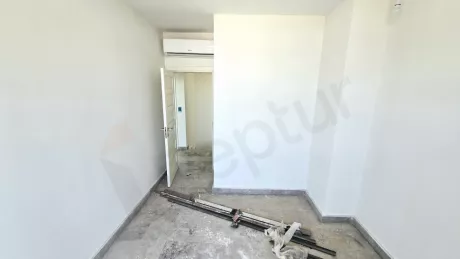 Просторная спальня