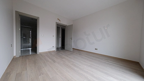 Квартира 2+1 с Закрытой Кухней и Прачечной в Топкапы (5 Этаж)
