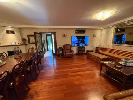 Вилла в Стамбуле от собственника — особняк 450 м², с участком, готов к переезду