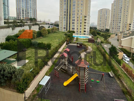 Продается квартира от собственника с современным дизайном 1+1 в районе Бахчешехир.