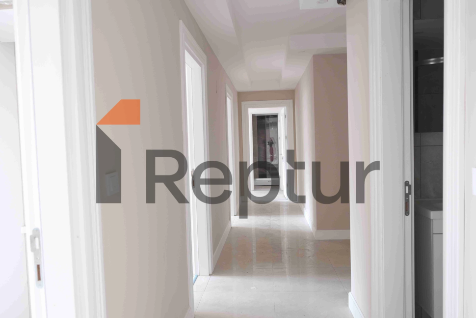 Продается квартира от собственника 3+1 с двумя санузлами неподалеку от Вест Марины