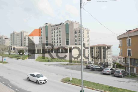 Продается квартира от собственника 3+1 с двумя санузлами неподалеку от Вест Марины